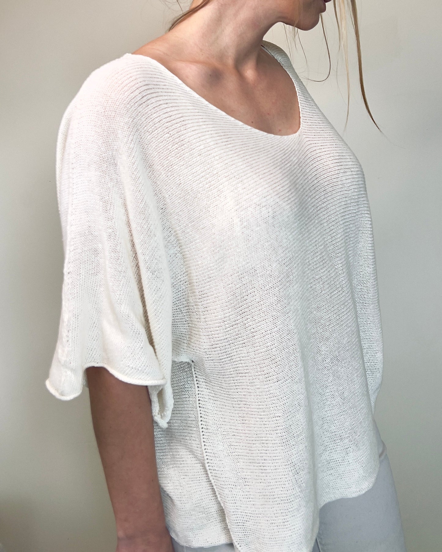 Lightweight Knit Off White